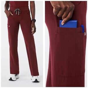 FIGS Womens Kade Cargo Scrub Pants Burgundy PO# 1619 - Small Petite